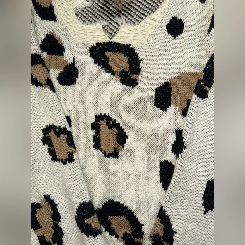 Anthropologie Entro Leopard Sweater V Neck Size Large Heavy Knit Distressed Hem - Picture 4 of 11